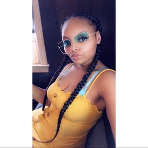 Meet your Posher, Naticca